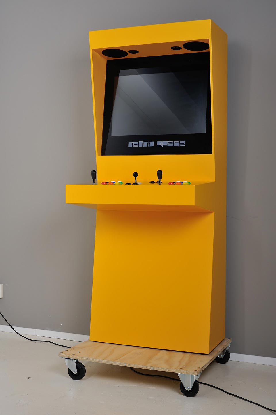 Retro Space Modern Arcade Cabinets From The Netherlands